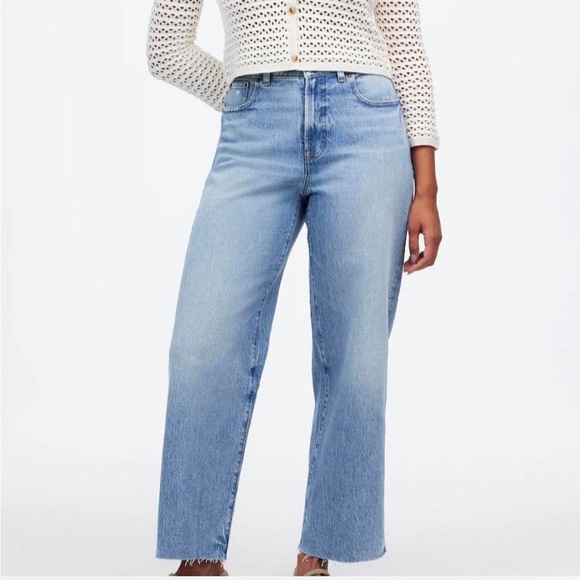 NWT Madewell Curvy Petite 24” “ the perfect wide leg cropped jean.” - Picture 5 of 6